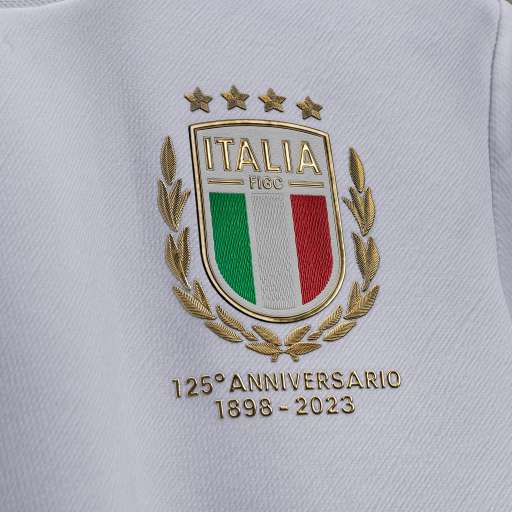 Adidas cho ra áo đội tuyển Italy phiên bản đặc biệt kỉ niệm 125 năm
