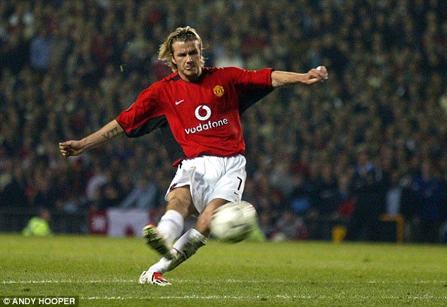 Áo đấu Manchester United 2002-2004 home chữ ký Beckham shirt jersey