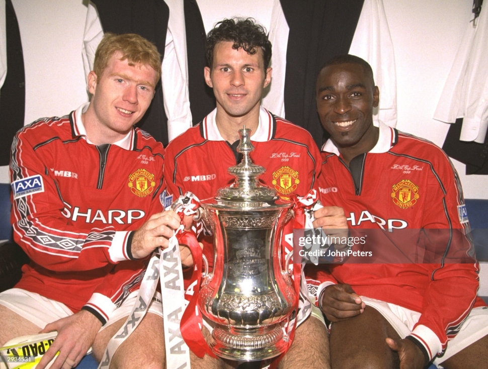 Áo đấu Giggs 11 Manchester United FA Cup 1998-1999 home shirt jersey