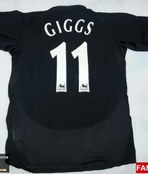 Áo đấu Giggs #11 Manchester United 2003-2005 away shirt jersey black