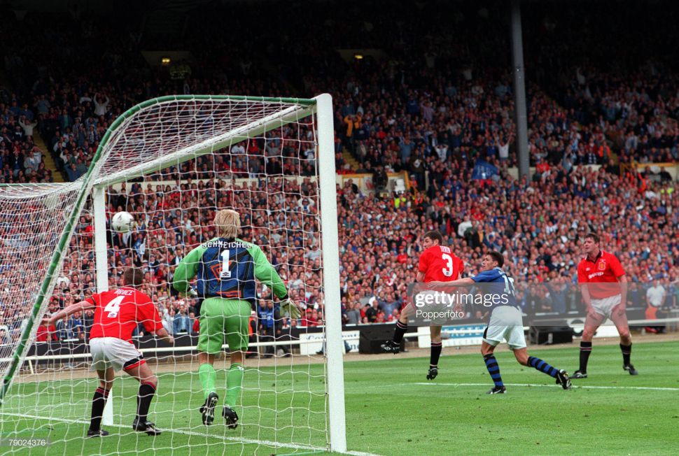 Áo Manchester United FA cup final 1995 goalkeeper shirt 1994-1996 GK