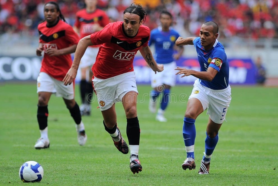 Áo Berbatov Manchester United 2009-2010 home shirt jersey 355091 Nike