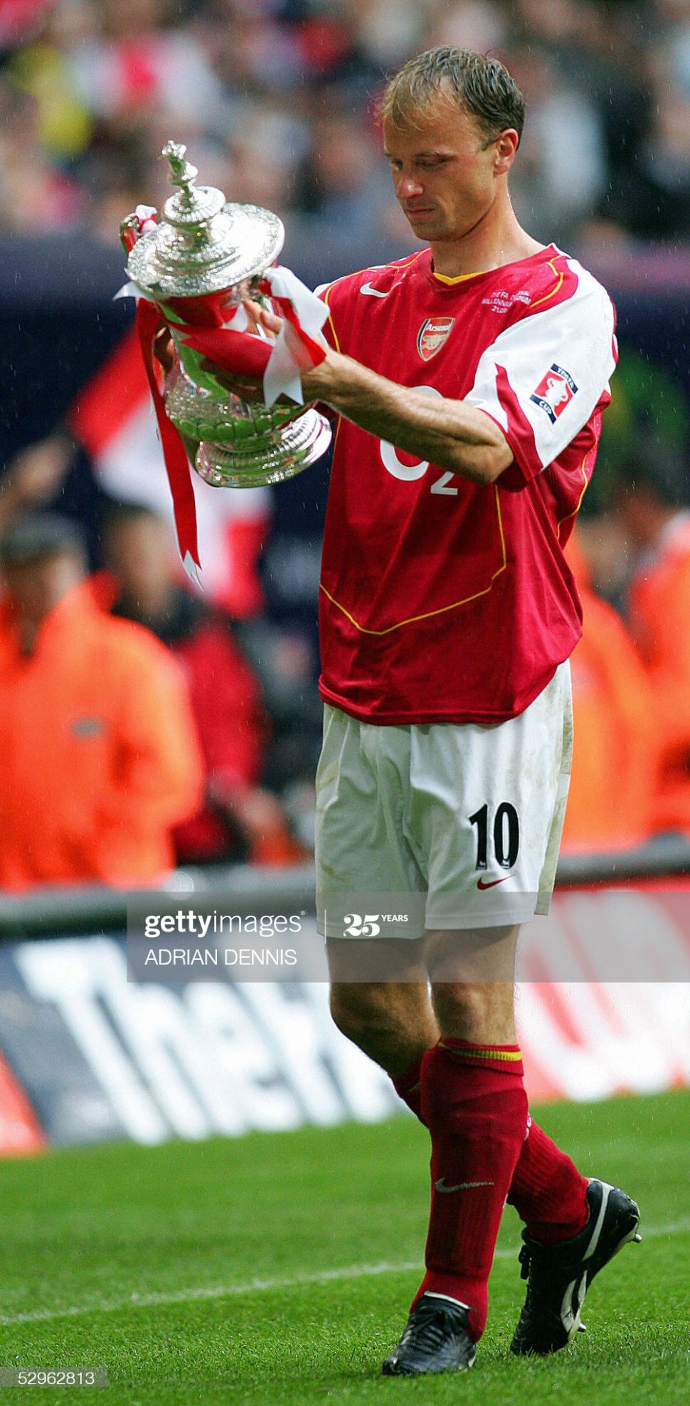 Edu Arsenal's 2005 FA Cup Final Shirt