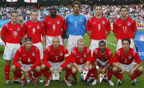 Áo đấu England 2004 2005 2006 away shirt jersey red long Umbro