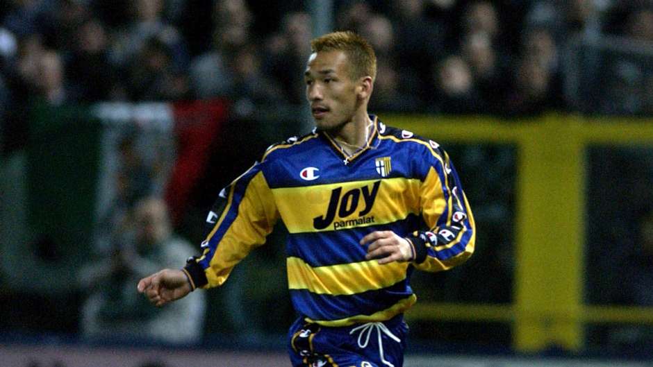 Áo đấu Hidetoshi Nakata Parma 2001-2002 home shirt jersey blue yellow