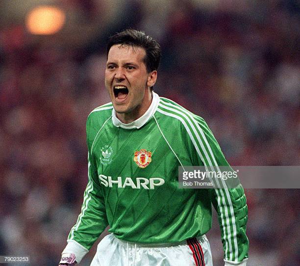 Áo thủ môn Manchester United FA Cup Final 1990 home goalkeeper green