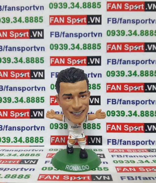 Tượng Cristiano Ronaldo Real Madrid 2013-2014 home soccerstarz SOC126