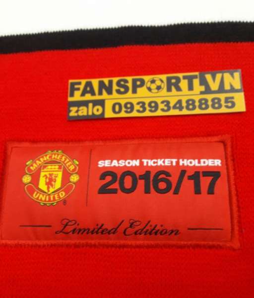 Khăn Manchester United 2016-2017 Season Ticket Limited Edition scarf