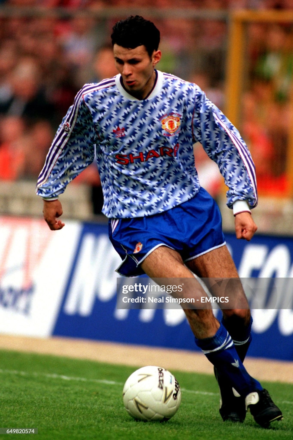 Áo đấu Giggs Manchester United League Cup final 1992 away shirt 1990