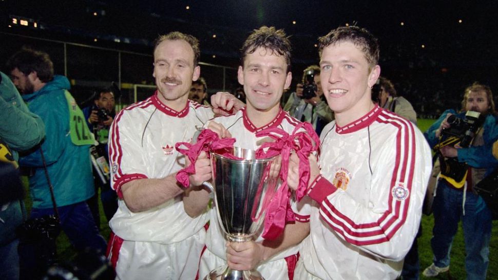 Áo đấu Manchester United Cup Winners' Cup 1991 away shirt jersey white
