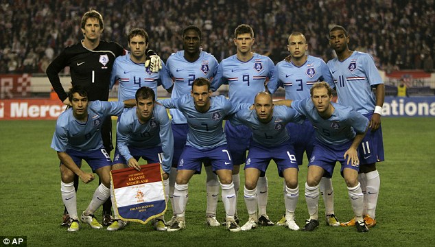 Áo đấu Netherlands 2008-2009-2010 away shirt jersey blue Holland Euro