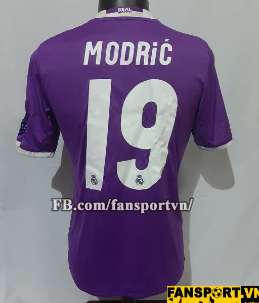 Áo đấu Luka Modric #19 Real Madrid 2016-2017 away shirt jersey purple
