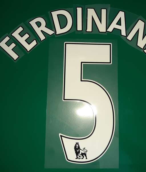 Font Rio Ferdinand #5 Premier League 2007-2017 white nameset