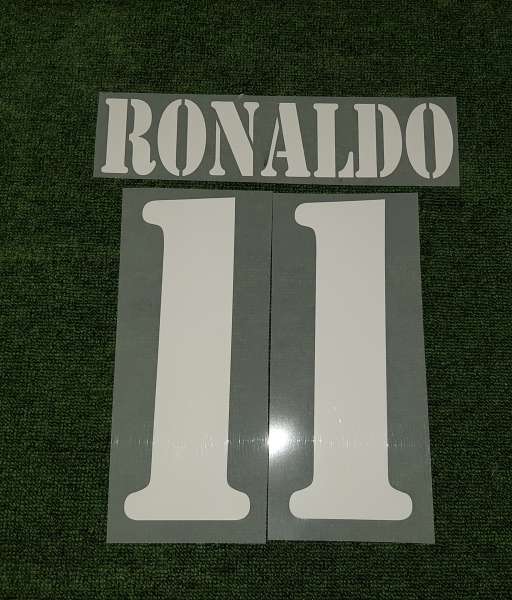 Font Ronaldo #11 Real Madrid 2002-2003 away white nameset