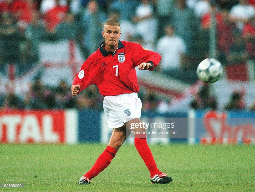 Áo đấu Beckham #7 England 1999-2000-2001 away shirt jersey red