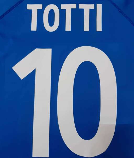 Font Totti #10 Italy 2002-2003-2004 home white nameset