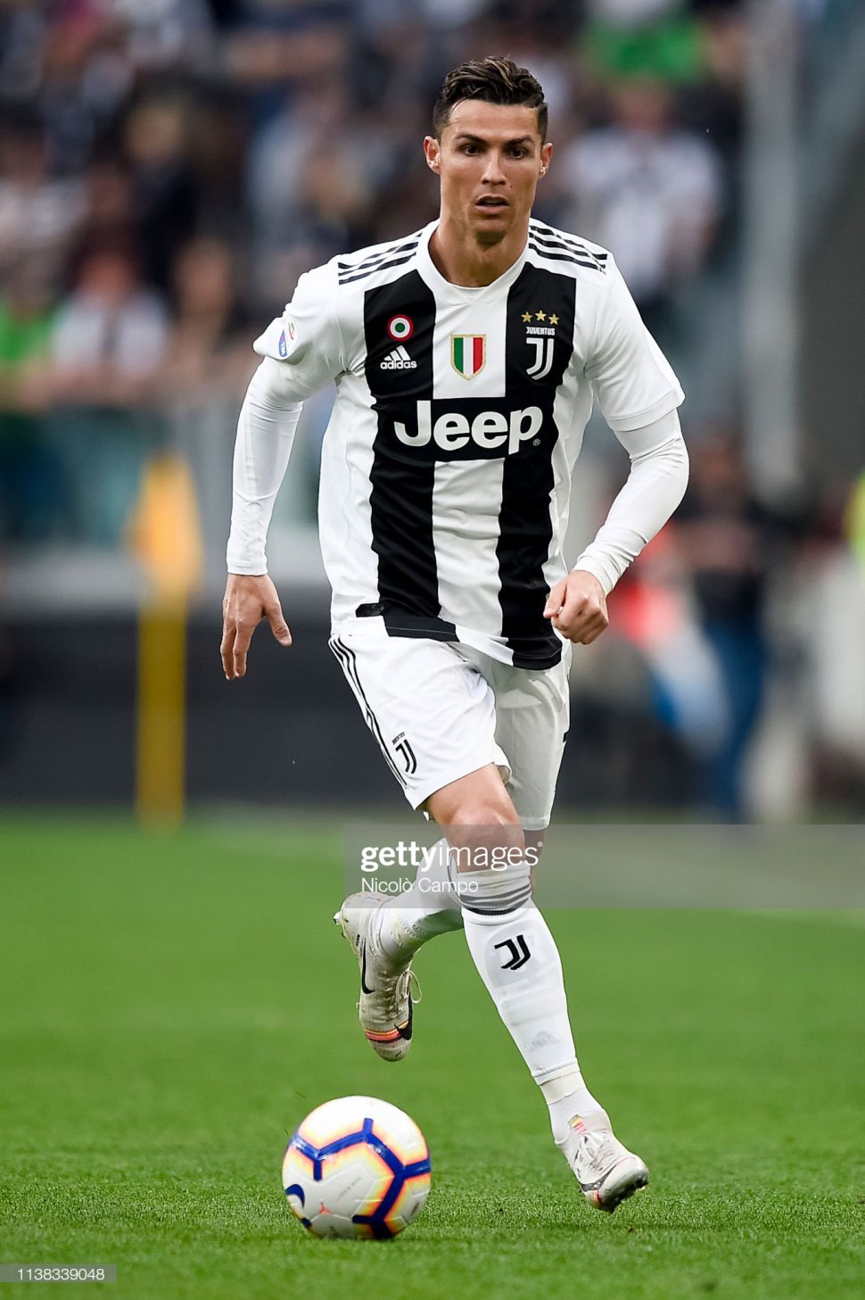 Áo đấu Ronaldo 7 Juventus 2018-2019 home black white shirt jersey