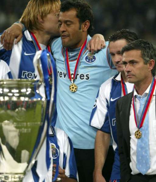2004 Champion League Porto FC gold medal final huy chương vô địch