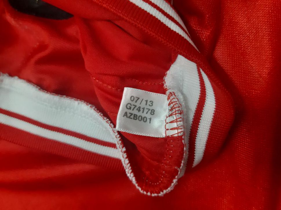 Áo Bayern Munich Champion League final 2013 home shirt jersey 2014 red