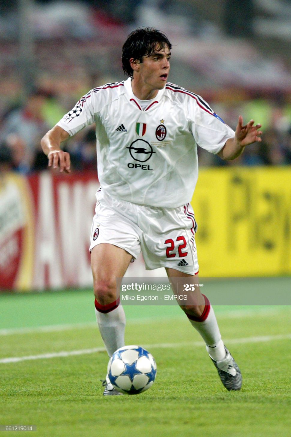 Áo đấu Kaka 22 AC Milan 2004-2005 away shirt jersey white