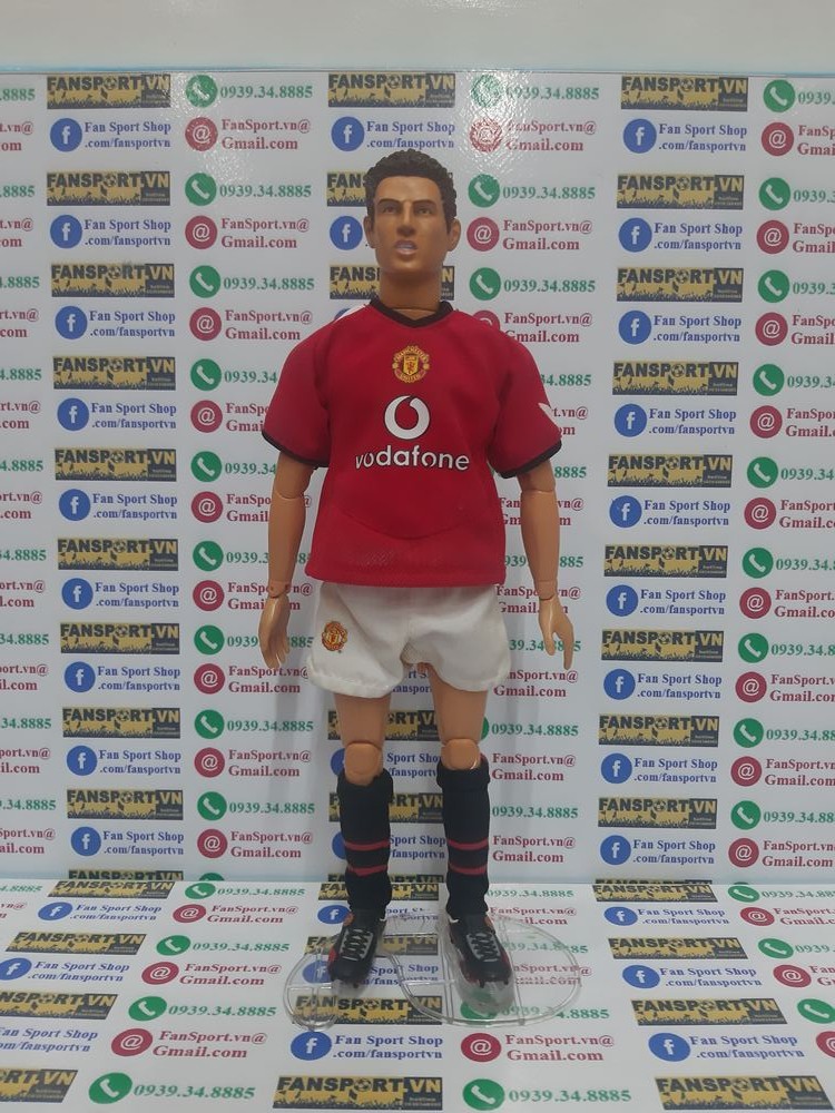 Tượng Ronaldo 7 Manchester United 2004-2006 home Kick-O-Mania figures