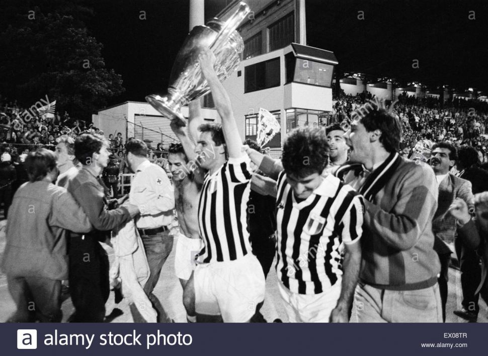 1985 Juventus European Cup gold medal final huy chương 1984