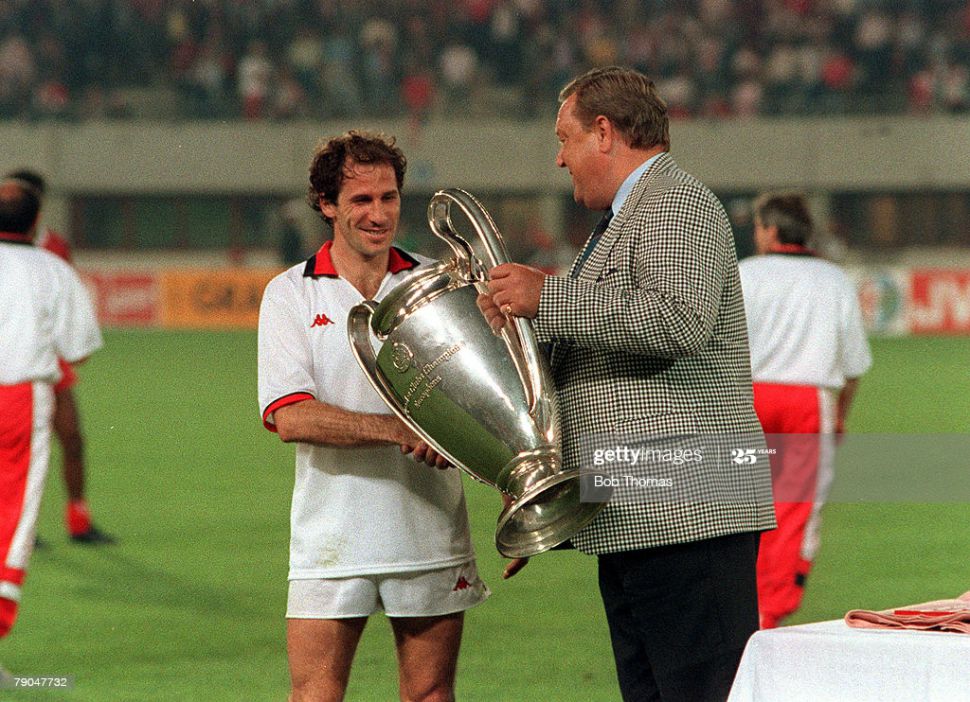 1990 AC Milan European Cup gold medal final huy chương 1989