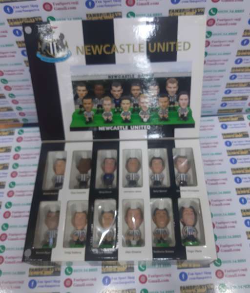 Box Newcastle United 2003-2004 home Fan Favorite limited figures