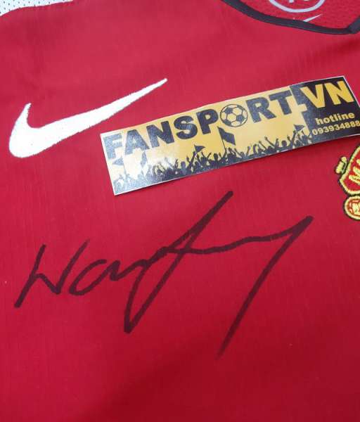 Áo Manchester United 2004-2006 home shirt Rooney signed COA BNWT red