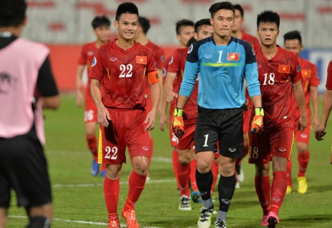 Áo thủ môn Việt Nam 2016 home Grand Sport shirt goalkeeper GK Vietnam