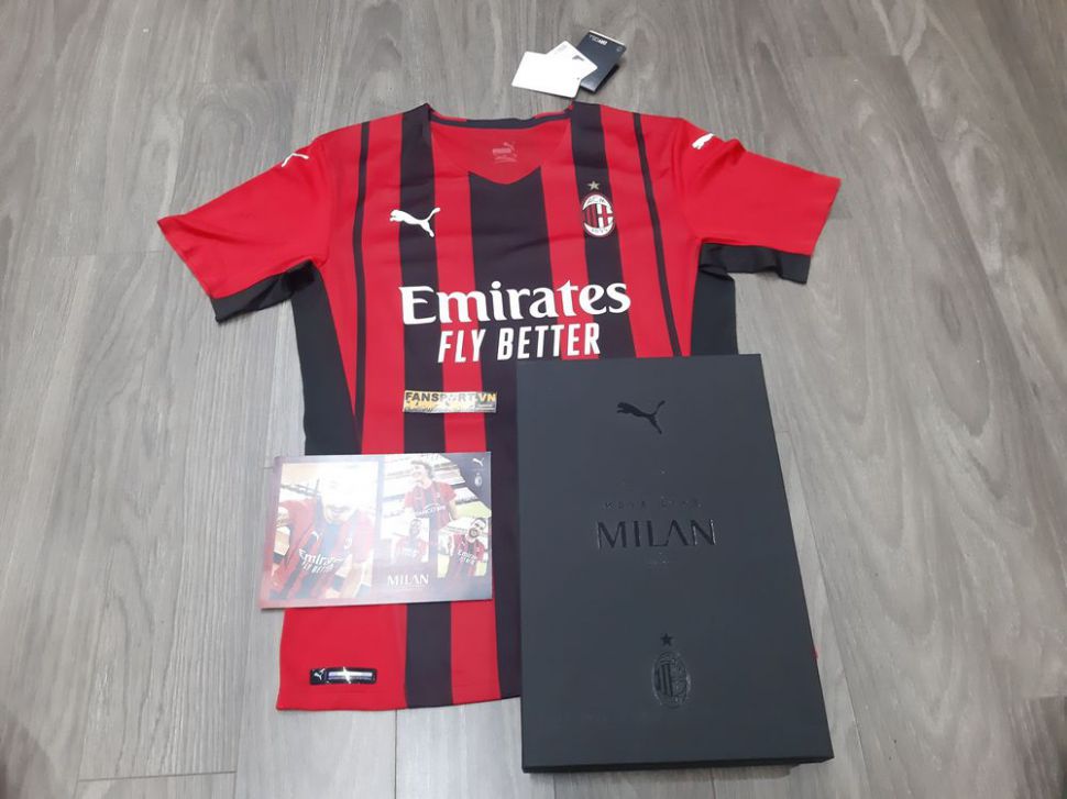 Box áo AC Milan 2021-2022 home shirt jersey authentic Puma BNWT M set