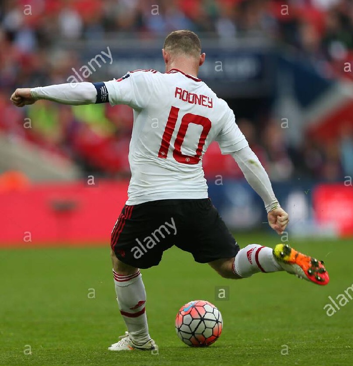 Font Wayne Rooney 10 Manchester united 2015 2016 away nameset official
