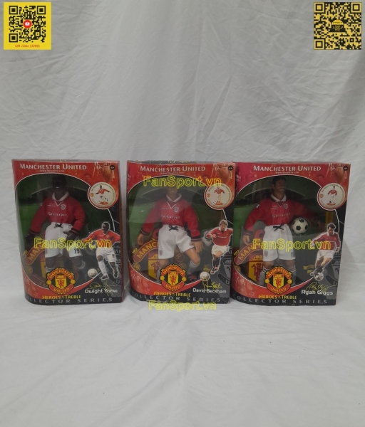 Set tượng Manchester United Hero Treble 1999 Beckham Giggs Yorke box