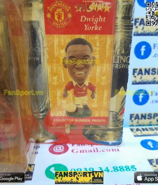 Tượng Yorke 19 Manchester United 1999 Treble Winners corinthian PRO079