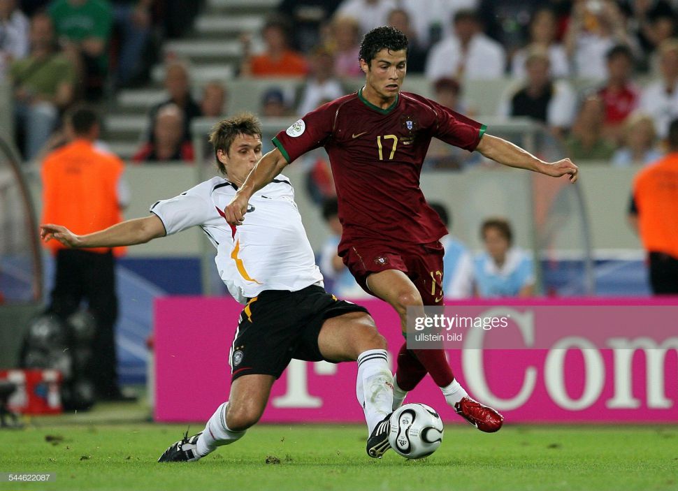 Áo đấu Ronaldo 17 Portugal World Cup 2006 home shirt jersey 2007 2008