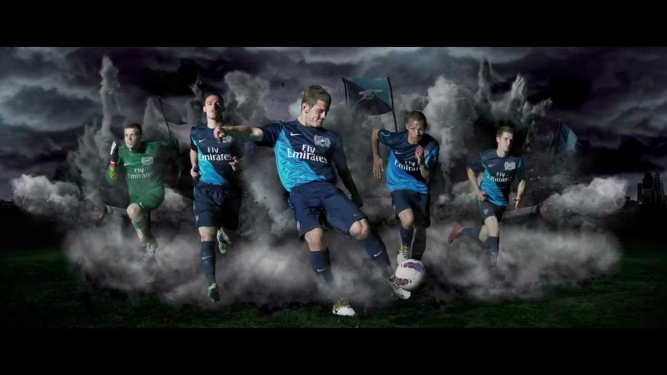 Box Arsenal 2011-2012 Vermaelen 5 away shirt jersey blue set