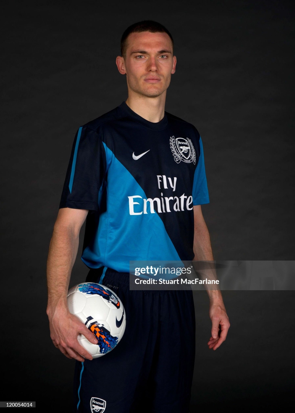 Box Arsenal 2011-2012 Vermaelen 5 away shirt jersey blue Nike423983