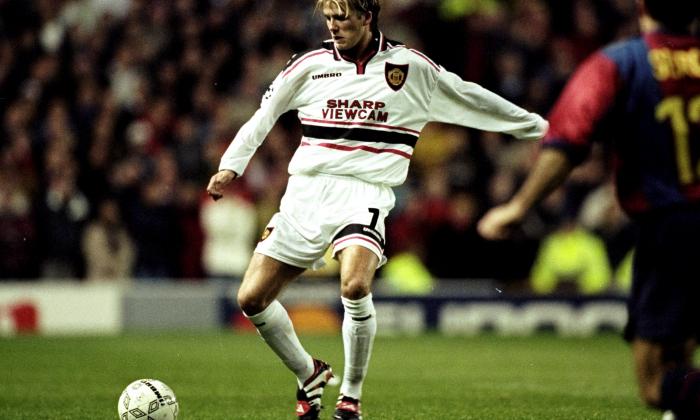 Tượng Beckham 7 Manchester United 1997 1998 1999 away Champion League