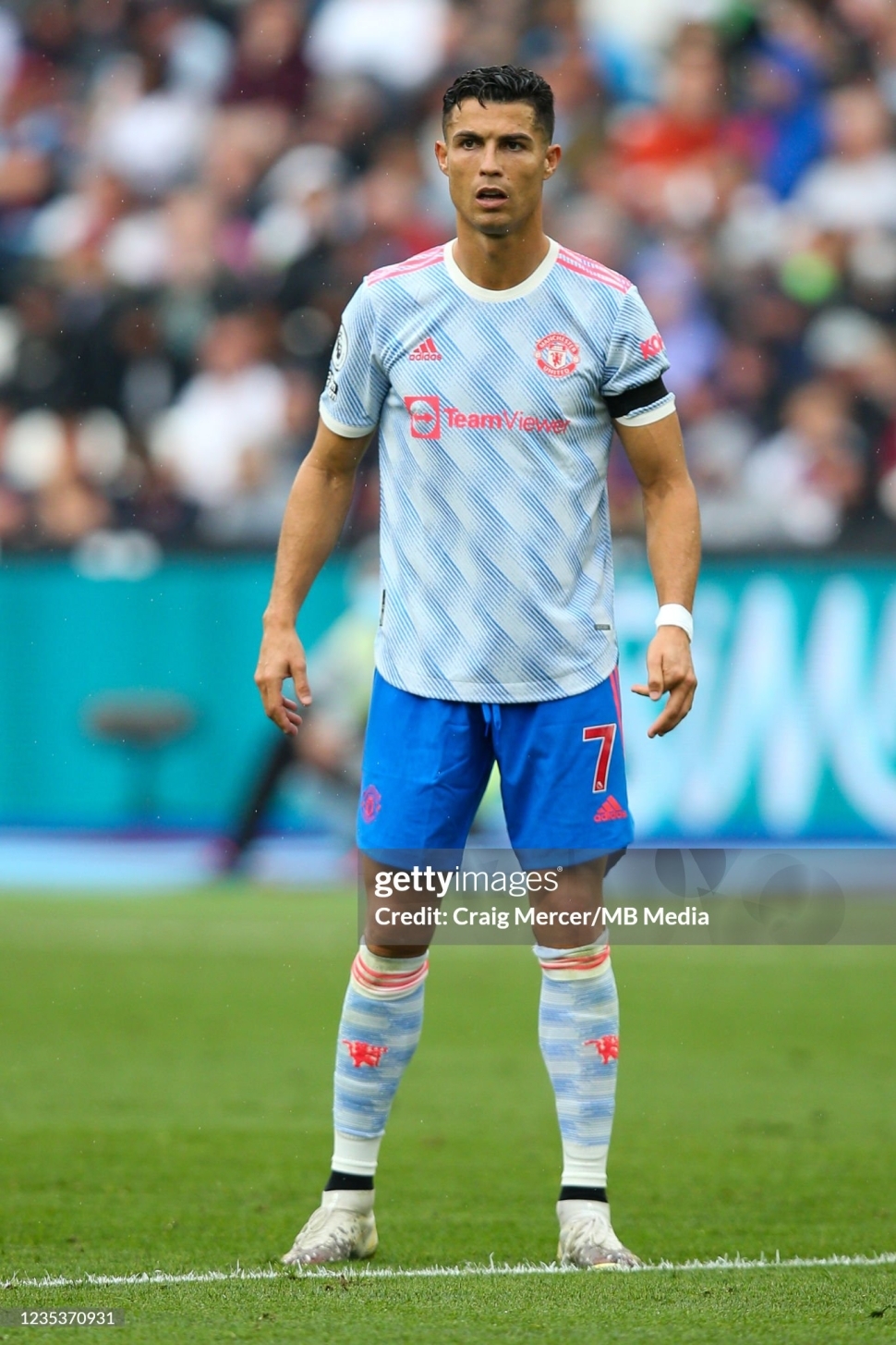 Tượng Ronaldo 7 Manchester United 2021 2022 season repaint corinthian