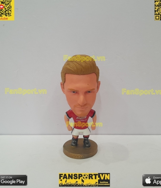 Tượng Luke Shaw 23 Manchester United 2017 2018 home red soccerwe