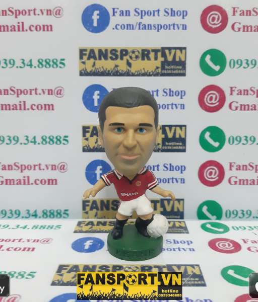 Tượng Keane 16 Manchester United 1998 1999 2000 home corinthian PRO219