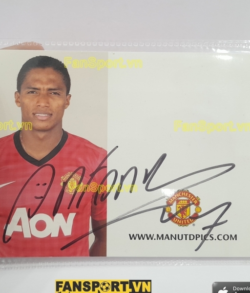 Ảnh chữ ký Antonio Valencia Manchester United 2012 2013 home signed