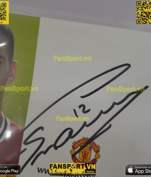 Ảnh chữ ký Chris Smalling Manchester United 2011 2012 signed hand
