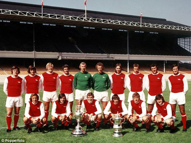 1967-1977 home Arsenal shirt jersey áo đấu bóng đá red