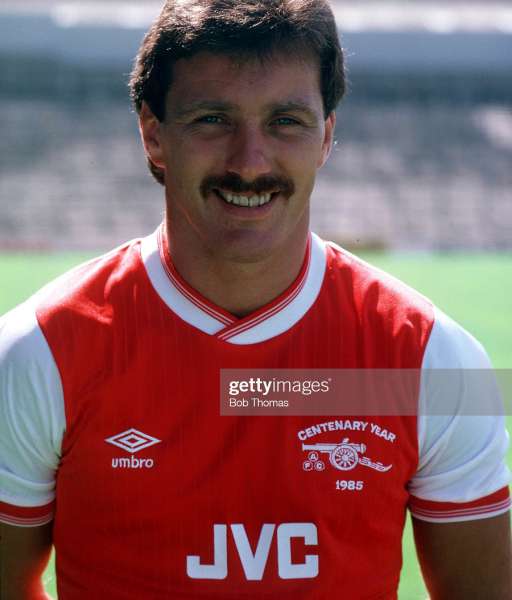 1985-1986 home Arsenal shirt jersey áo đấu bóng đá red