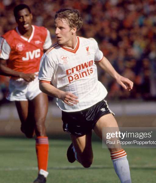 1986-1987 away Liverpool shirt jersey áo đấu bóng đá white