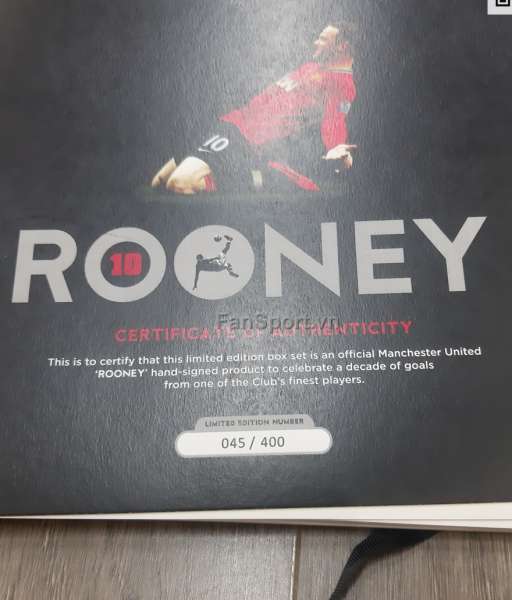 Box 405/400 áo Manchester United Rooney 400 match hand signed limited