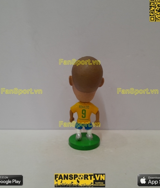 Tượng cầu thủ Ronaldo 9 Brazil 2002 2003 2004 home yellow soccerwe