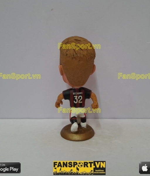 Tượng David Beckham 32 AC Milan 2009 2010 home kodoto ball
