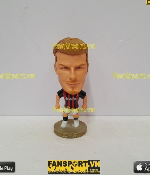 Tượng cầu thủ David Beckham 32 AC Milan 2009 2010 home kodoto